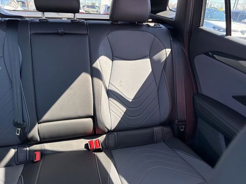 New 2026 Volkswagen Tiguan SE R-Line AWD/4WD image 15