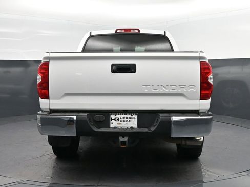 Used 2017 Toyota Tundra SR5 RWD image 6