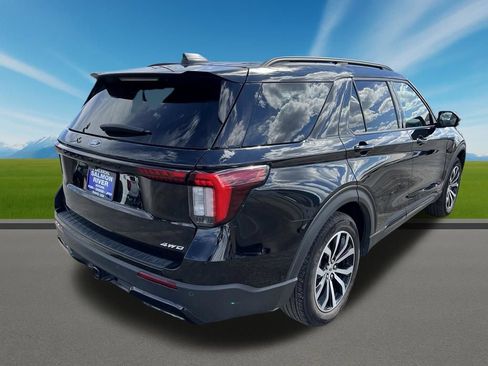 Used 2026 Ford Explorer ST-Line AWD/4WD image 5
