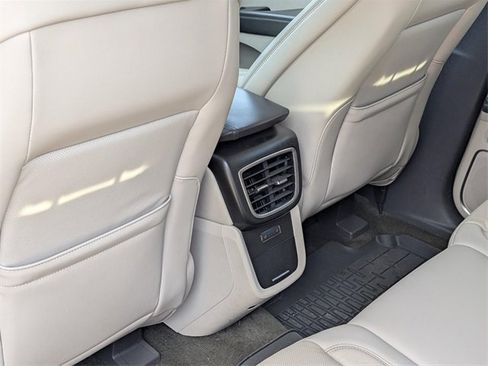 Used 2018 Lincoln MKX Reserve w/ Lincoln MKX Climate Package image 26