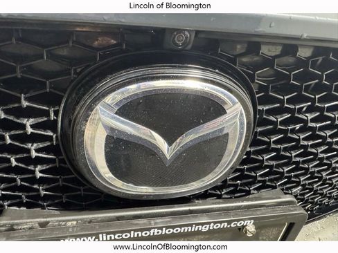 Used 2024 MAZDA MAZDA3 Hatchback w/Premium Plus Pkg image 11