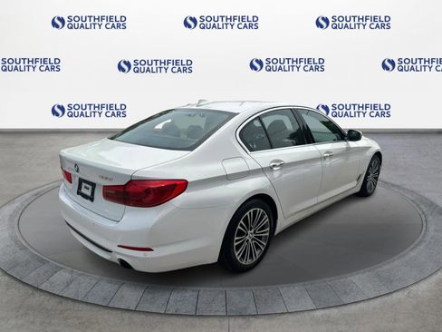 Used 2018 BMW 530i xDrive AWD/4WD image 7