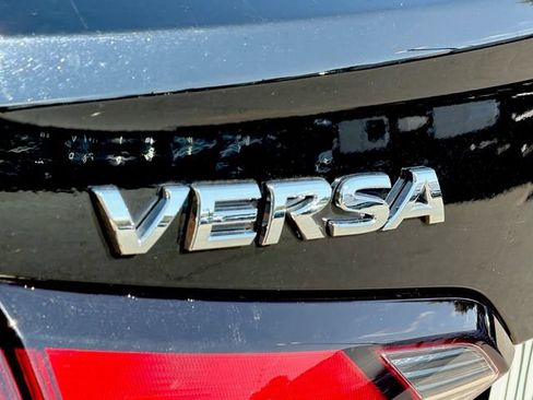 Used 2025 Nissan Versa SV FWD image 35