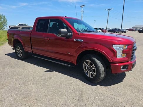 Used 2017 Ford F150 XLT w/ Equipment Group 301A Mid AWD/4WD image 7
