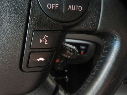 Used 2012 Toyota Sequoia Platinum AWD/4WD image 37