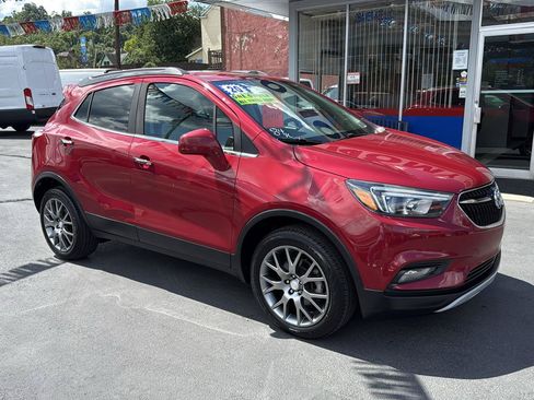 Used 2020 Buick Encore Sport Touring w/ Safety Package AWD/4WD image 1