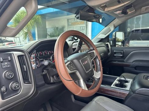Used 2016 GMC Sierra 2500 SLT w/ Driver Alert Package AWD/4WD image 7