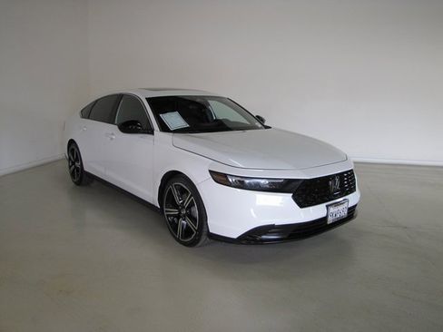 Certified 2024 Honda Accord Sport image 3