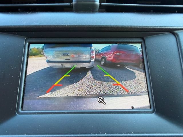 Used 2016 Ford Fusion SE FWD image 11