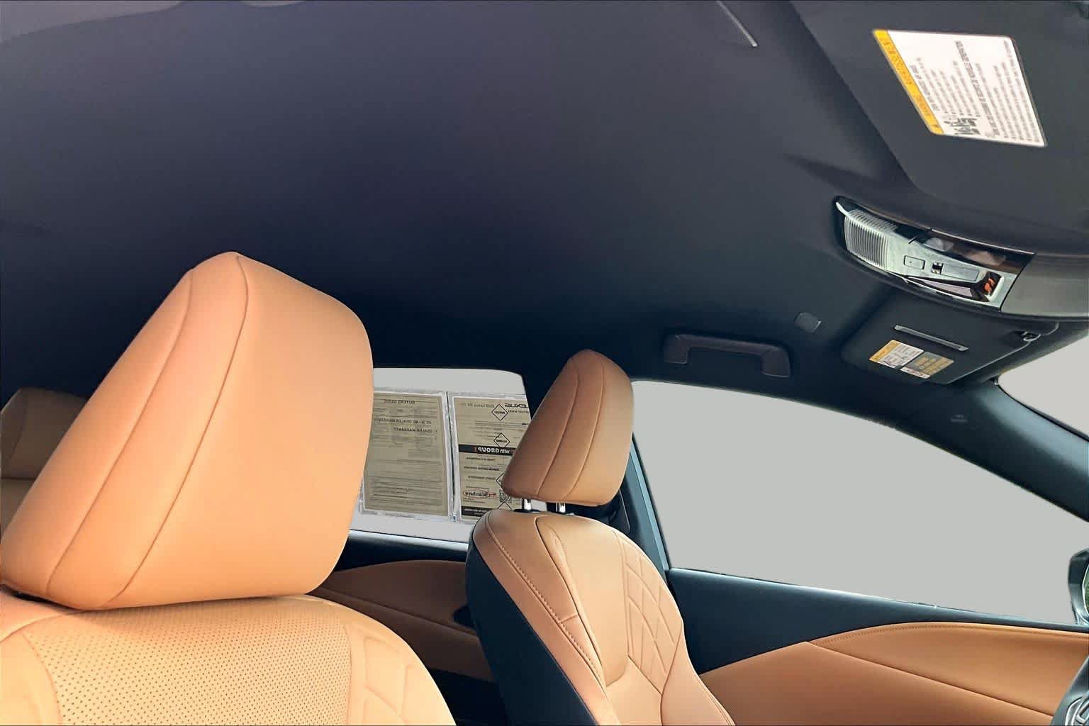 Used 2025 Lexus RX 350 FWD w/ Technology Package image 14