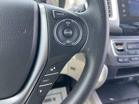 Used 2016 Honda Pilot EX image 17