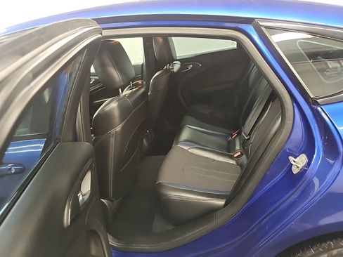 Used 2015 Chrysler 200 S w/ Comfort Group AWD/4WD image 14
