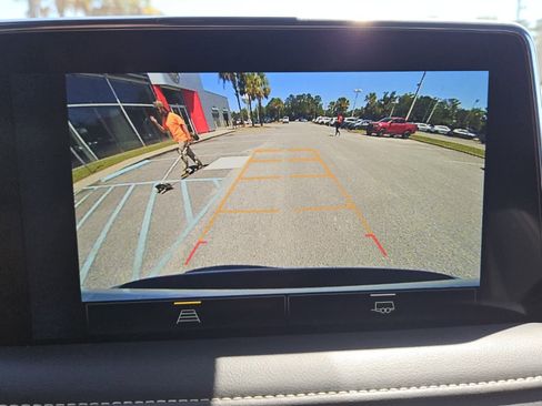 Used 2023 Chevrolet Tahoe Premier RWD image 8