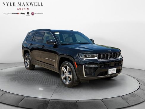 New 2026 Jeep Grand Cherokee L Limited image 2