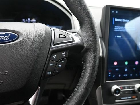 Certified 2022 Ford Edge SEL AWD/4WD image 17