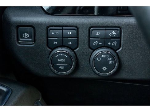 Used 2025 Chevrolet Silverado 1500 LT w/ Z71 Off-Road Package image 28