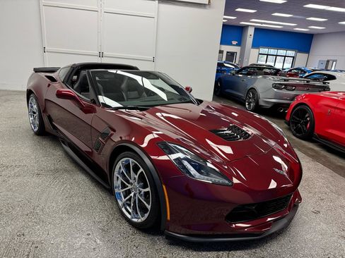Used 2019 Chevrolet Corvette Grand Sport RWD image 4