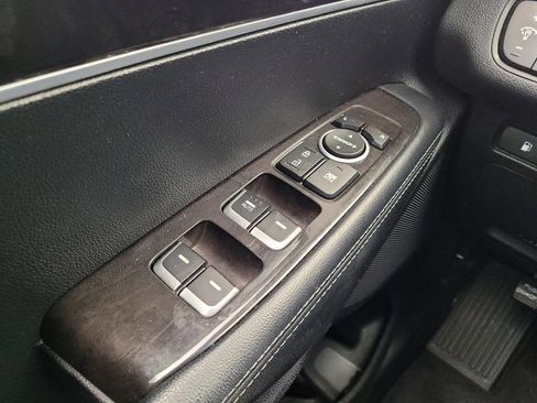 Used 2016 Kia Sorento FWD image 27