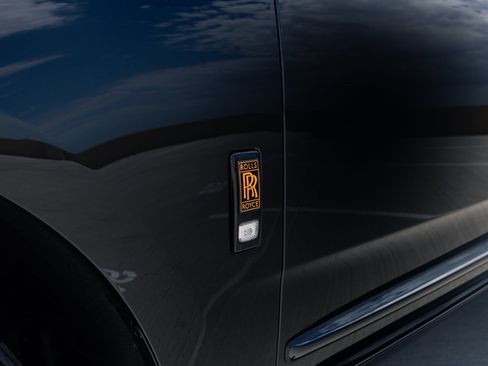 Used 2026 Rolls-Royce Cullinan AWD/4WD image 13