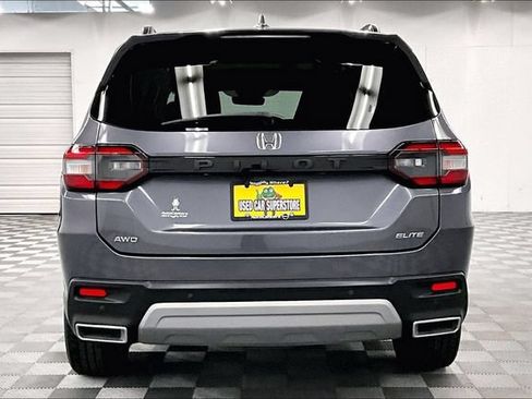 Used 2025 Honda Pilot Elite image 5