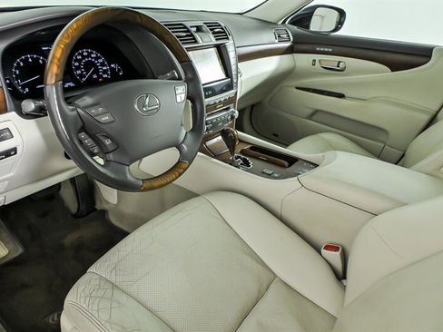 Used 2012 Lexus LS 460 AWD w/ Luxury Value Edition image 14