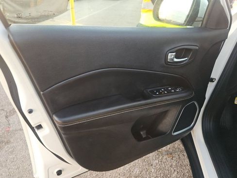 Used 2020 Jeep Compass Latitude w/ Popular Equipment Group image 14