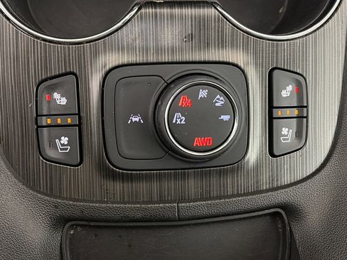 Used 2023 GMC Acadia SLT w/ Preferred Package image 30