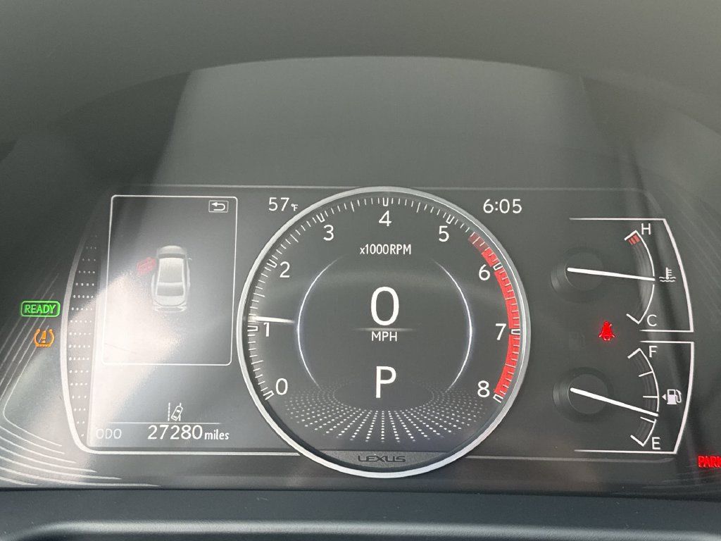 Used 2025 Lexus ES 300h w/ Premium Package FWD image 10