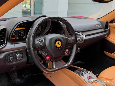 Used 2011 Ferrari 458 Italia Coupe RWD image 12