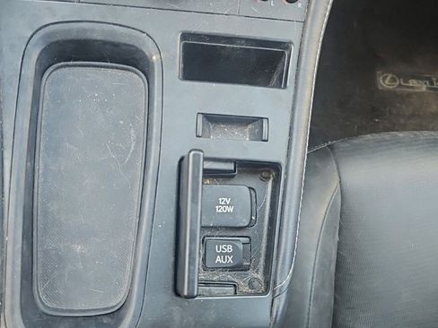 Used 2013 Lexus CT 200h w/ Premium Pkg FWD image 8