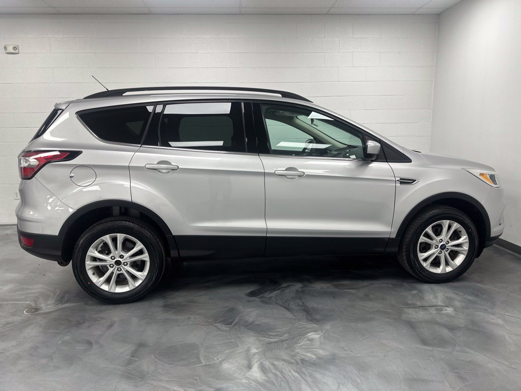 Used 2018 Ford Escape SE AWD/4WD image 5