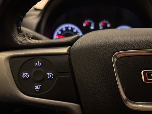 Used 2018 GMC Terrain SLE w/ Driver Convenience Package image 16