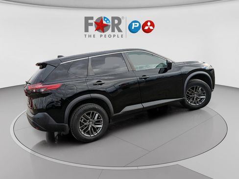 Used 2021 Nissan Rogue S image 8