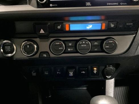 Certified 2022 Toyota Tacoma 4x4 Double Cab image 32