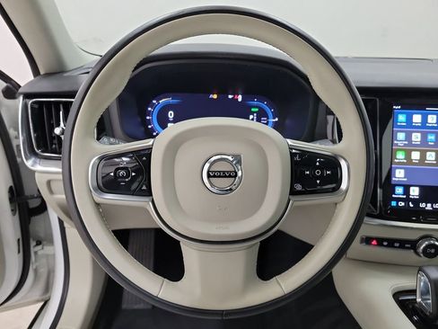 Used 2024 Volvo S60 T8 Plus image 22