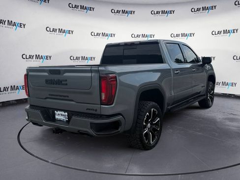 Used 2021 GMC Sierra 1500 AT4 w/ AT4 Premium Package AWD/4WD image 5