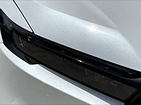 Used 2024 Honda CR-V Sport Touring image 27