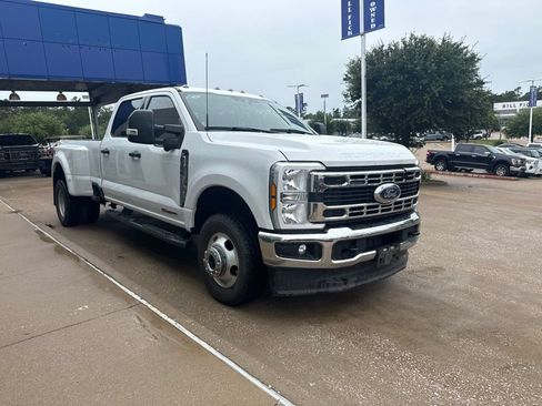 Used 2024 Ford F350 XLT w/ 360-Degree Camera Package AWD/4WD image 2