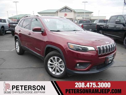 Used 2019 Jeep Cherokee Latitude w/ Popular Appearance Group