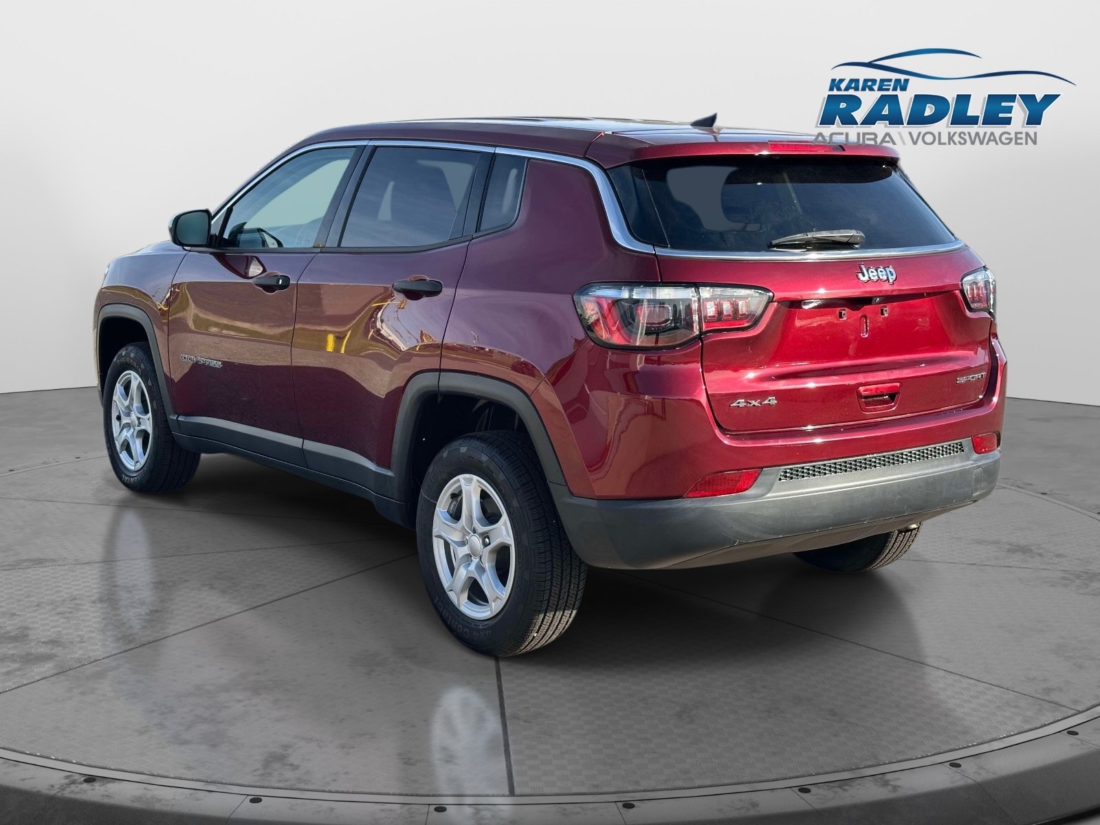 Used 2022 Jeep Compass Sport AWD/4WD image 4