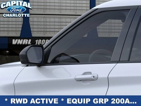 New 2026 Ford Explorer Active RWD image 21