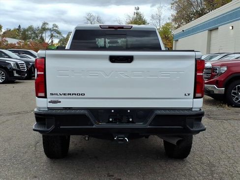 Used 2025 Chevrolet Silverado 3500 LT w/ Trail Boss Package image 4