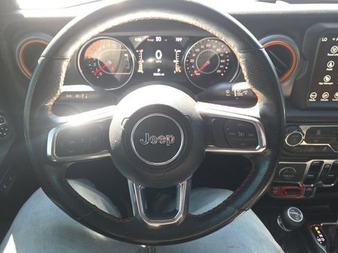 Used 2021 Jeep Gladiator Mojave AWD/4WD image 33