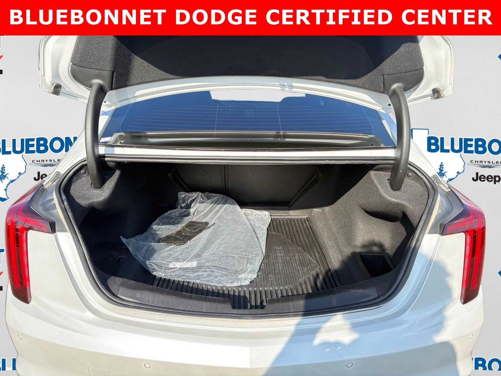 Used 2024 Cadillac CT5 Premium Luxury RWD image 22