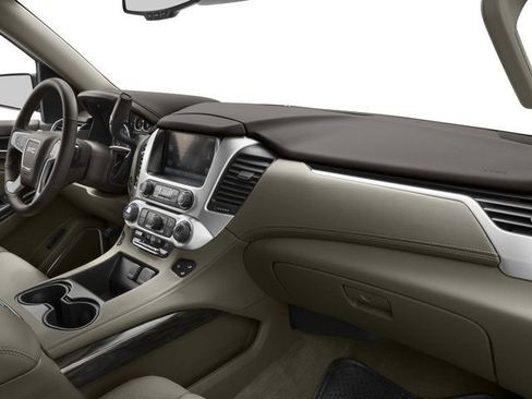 Used 2017 GMC Yukon XL SLT w/ Premium Edition RWD image 22
