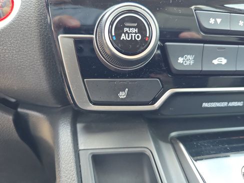 Used 2018 Honda CR-V Touring image 19