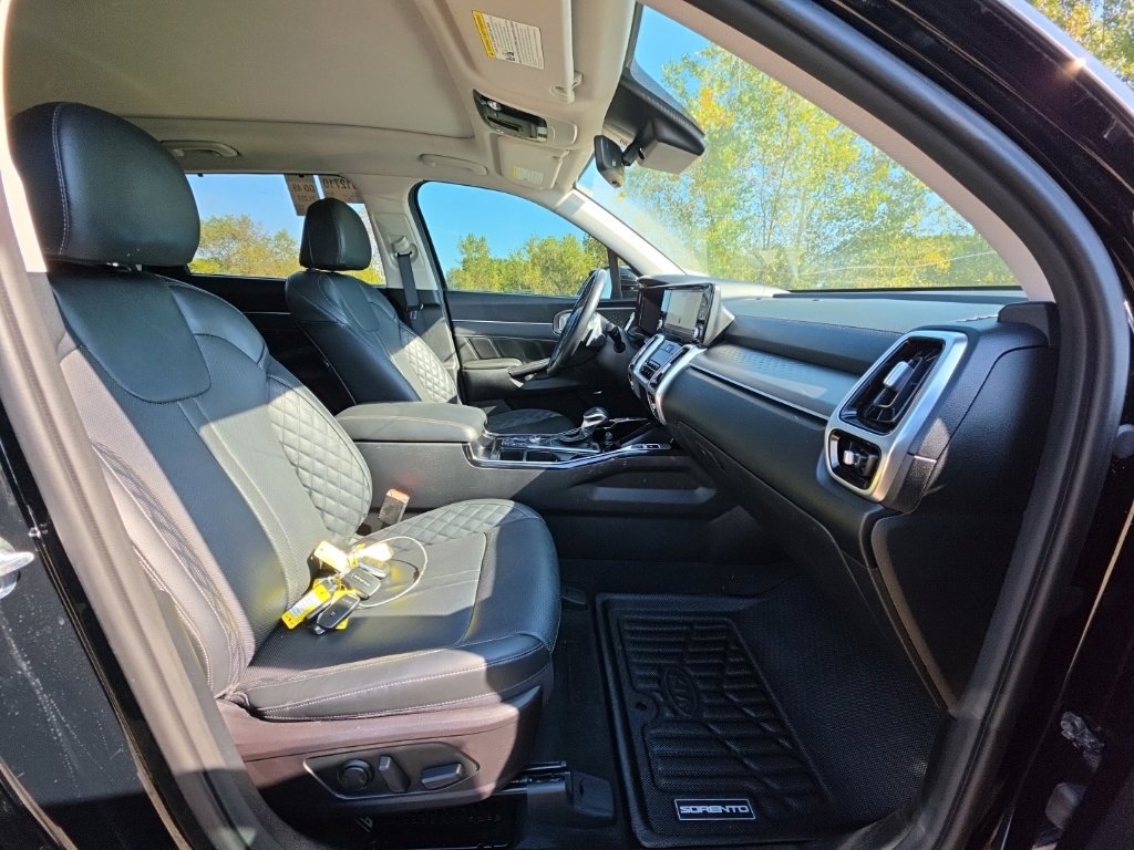 Used 2022 Kia Sorento SX AWD/4WD image 4