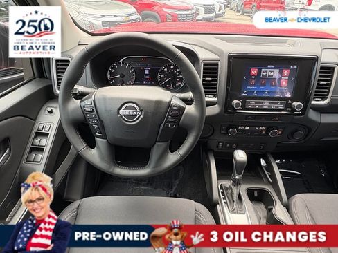 Used 2024 Nissan Frontier SV w/ SV Convenience Package RWD image 16
