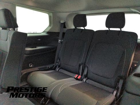 Used 2023 Jeep Grand Cherokee L Laredo w/ Luxury Tech Group I AWD/4WD image 24