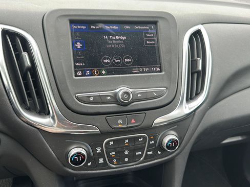 Used 2024 Chevrolet Equinox LT AWD/4WD image 9